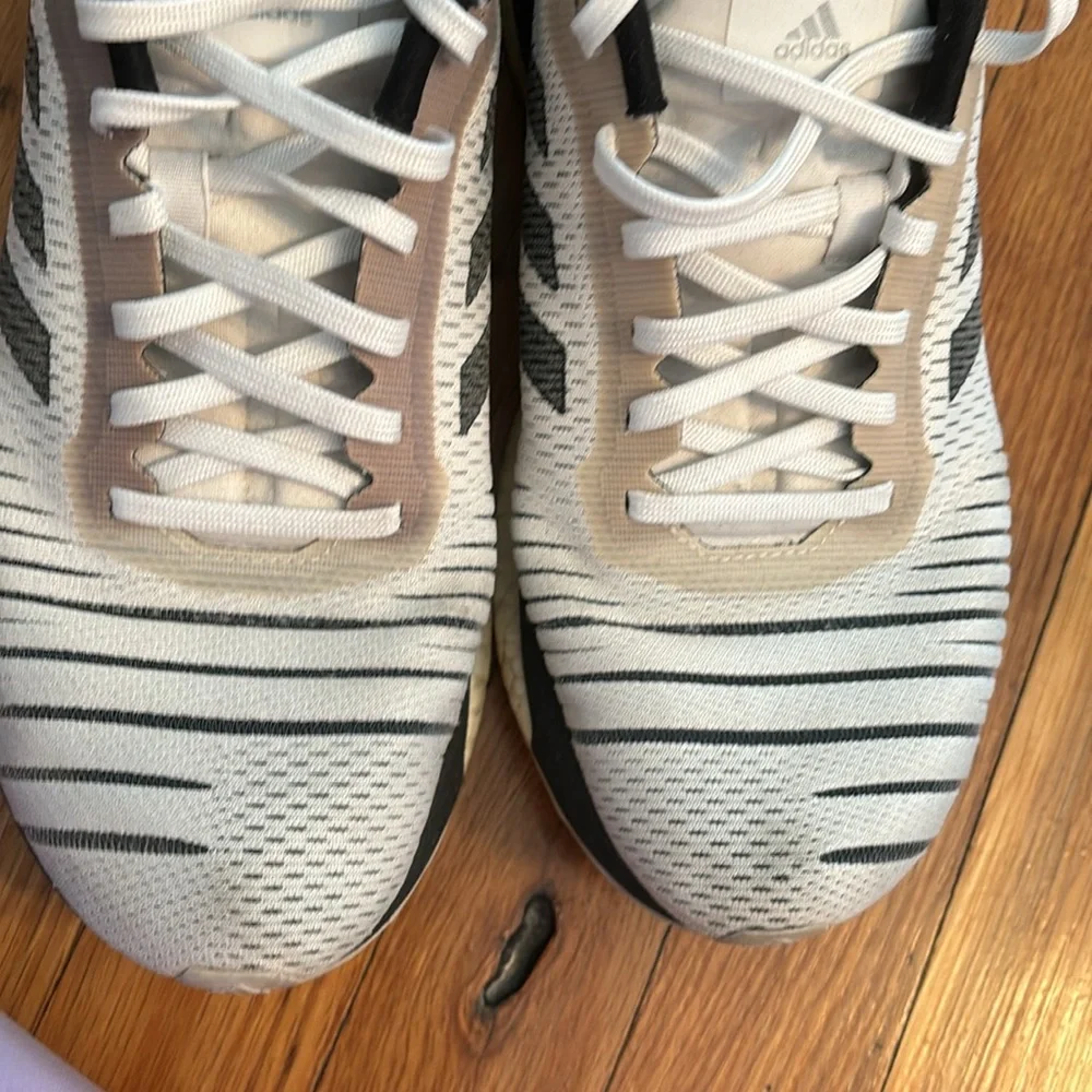 Adidas Boost women’s US Size 7.5